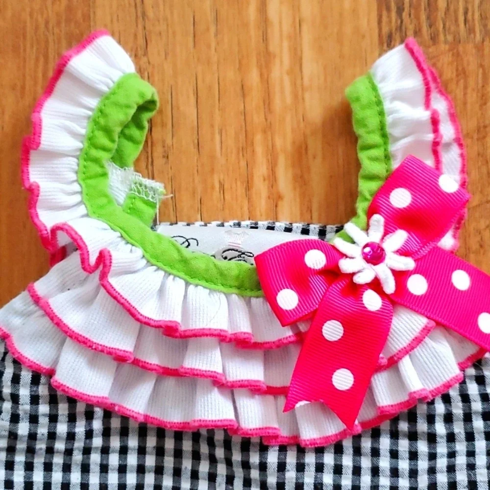 Rare Editions Girls Black Seersucker Gingham Strawberry Romper Size 6M‎